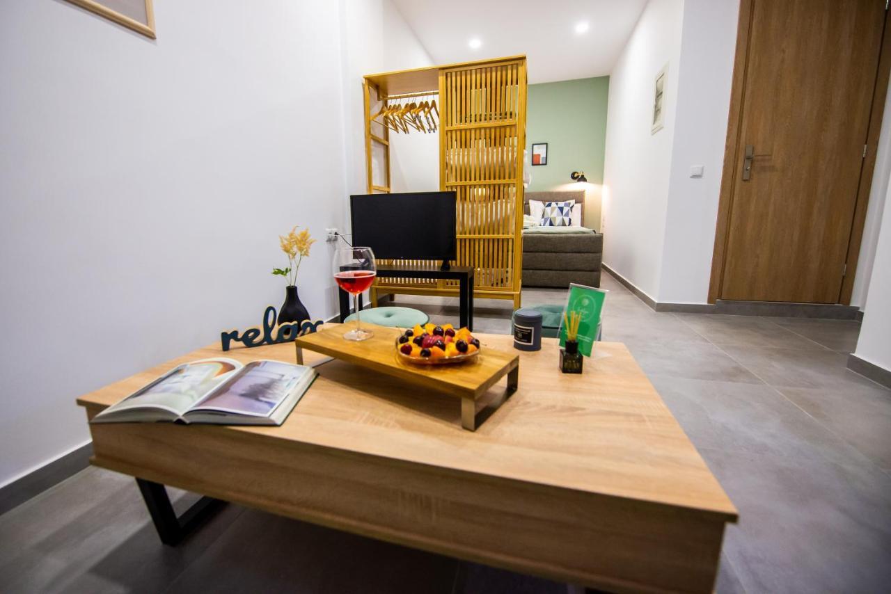 Indigo Apartment 1 Kalamata Bagian luar foto