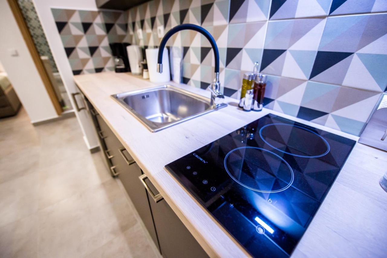 Indigo Apartment 1 Kalamata Bagian luar foto