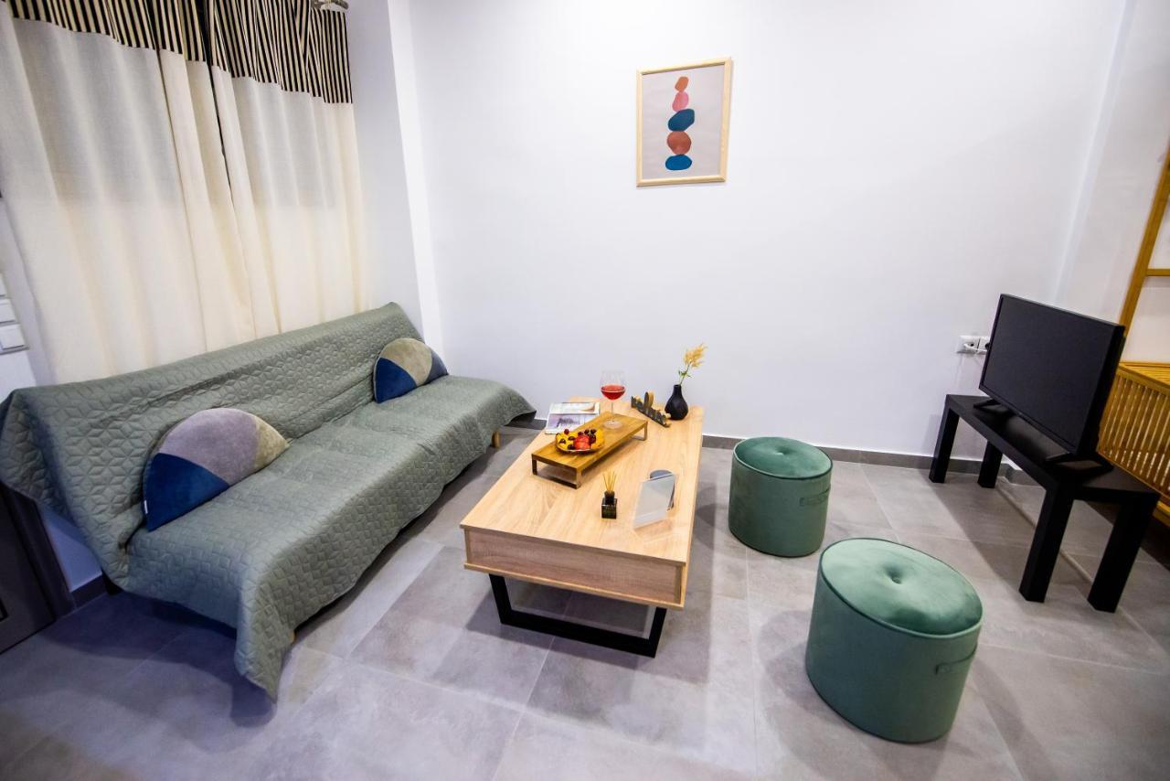 Indigo Apartment 1 Kalamata Bagian luar foto