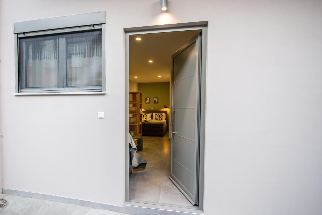 Indigo Apartment 1 Kalamata Bagian luar foto